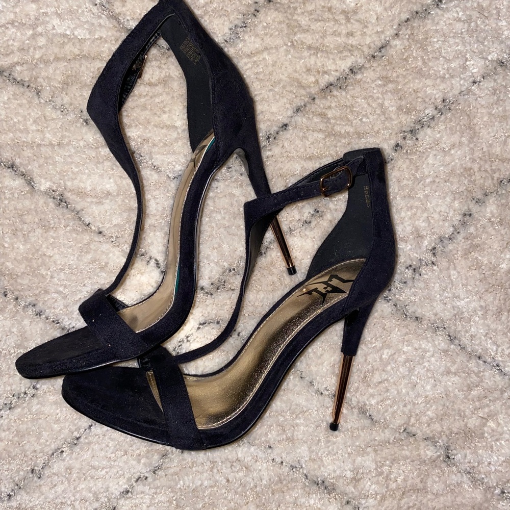 High heels - Picture 6 of 7